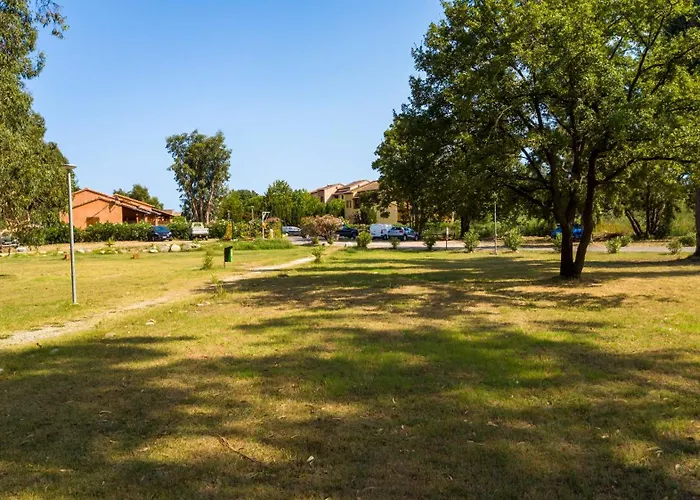 A Nostra Casetta Corsa, Carina, En Bord De *